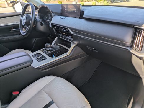Used 2024 MAZDA CX-90 3.3 Turbo w/ Preferred Package image 13