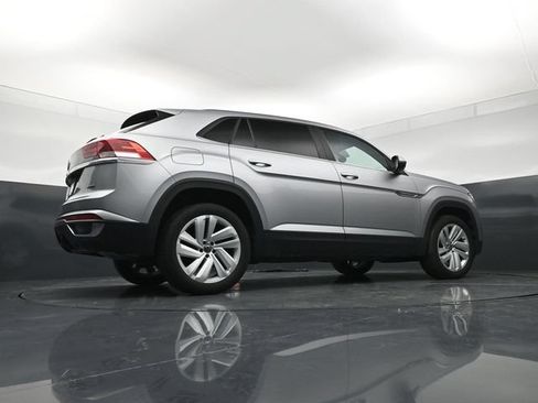 Used 2021 Volkswagen Atlas Cross Sport SE w/ Panoramic Sunroof Package AWD/4WD image 20