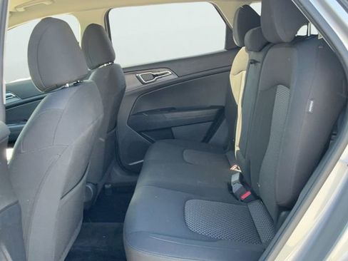 Certified 2025 Kia Sportage LX image 12