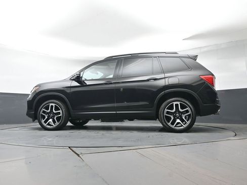 Used 2023 Honda Passport Elite image 32
