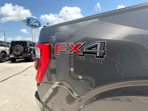 Used 2021 Ford F150 Lariat w/ Equipment Group 502A High AWD/4WD image 12