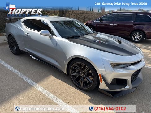 Used 2019 Chevrolet Camaro ZL1 image 1