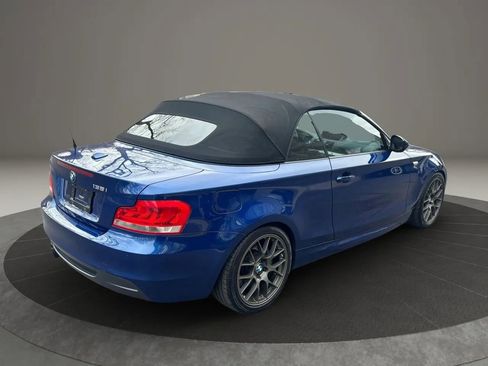 Used 2012 BMW 135i Convertible image 11
