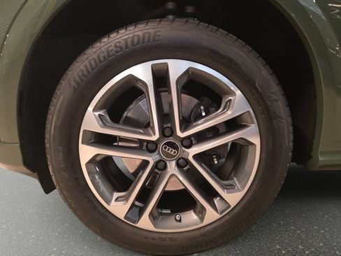 Used 2025 Audi Q5 Premium w/ Convenience Package AWD/4WD image 35