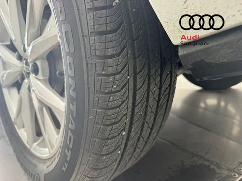 Used 2025 Audi Q3 2.0T Premium w/ Convenience Package image 9