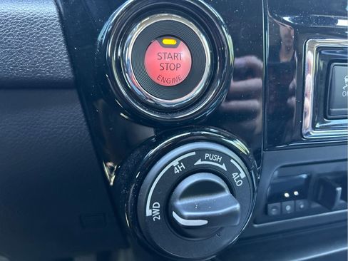 Used 2023 Nissan Titan Platinum Reserve w/ Moonroof Package AWD/4WD image 34