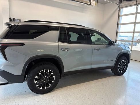 Used 2026 Chevrolet Traverse Z71 AWD/4WD image 9