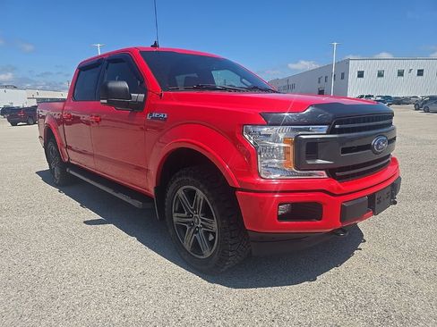 Used 2019 Ford F150 XLT w/ Equipment Group 302A Luxury AWD/4WD image 2