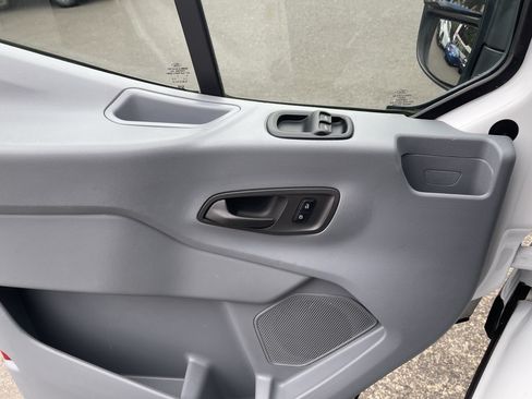 Used 2019 Ford Transit 350 XLT RWD image 23