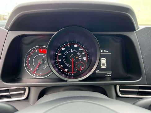 Certified 2023 Hyundai Elantra SEL image 24