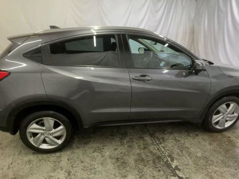 Used 2019 Honda HR-V EX image 9