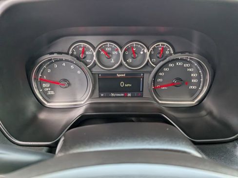 Used 2021 Chevrolet Tahoe Z71 w/ Z71 Signature Package image 17