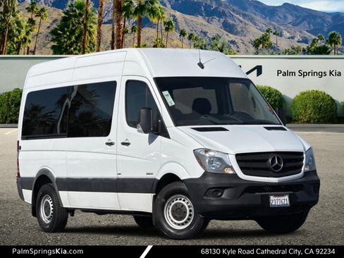Used 2016 Mercedes-Benz Sprinter 2500 image 1