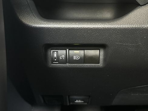 Used 2024 Toyota RAV4 XLE FWD image 26