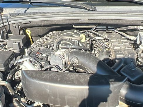 Used 2022 Dodge Durango GT image 12