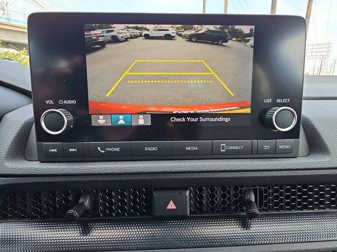 Used 2023 Honda CR-V EX image 21