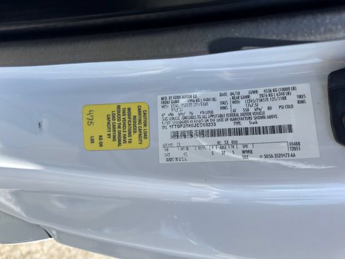 Used 2018 Ford F250 XL w/ Power Equipment Group AWD/4WD image 30