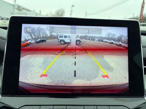 Used 2022 Jeep Compass Limited image 23