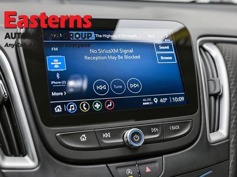 Used 2024 Chevrolet Malibu LT image 19