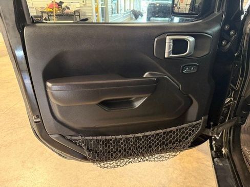 Used 2021 Jeep Wrangler Unlimited Sport w/ Cold Weather Group AWD/4WD image 45