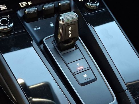 Used 2022 Porsche 911 Carrera 4 GTS image 14