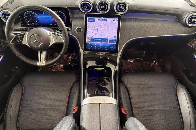 Used 2023 Mercedes-Benz GLC 300 4MATIC image 12