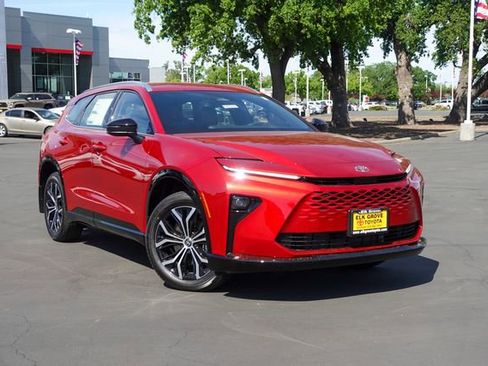 New 2026 Toyota Crown Signia XLE image 2