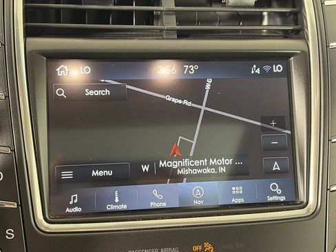 Used 2019 Lincoln Nautilus Reserve w/ Cargo Utility Package AWD/4WD image 25