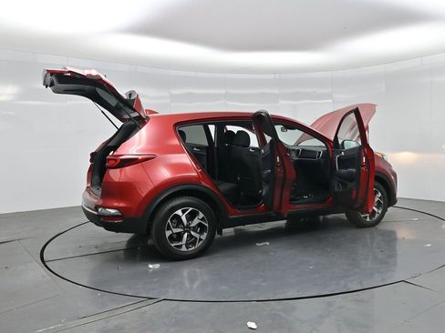 Used 2021 Kia Sportage LX FWD image 4
