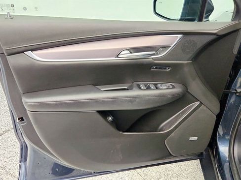 Used 2019 Cadillac XT5 Luxury image 11