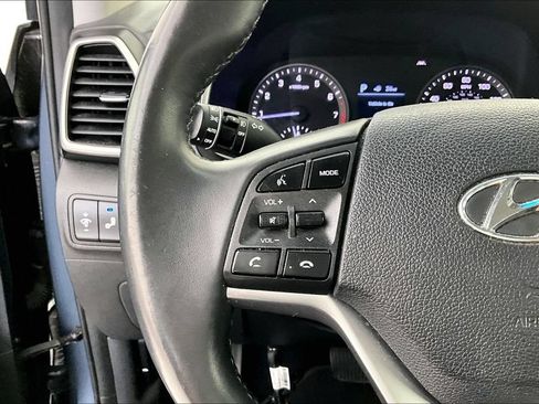 Used 2019 Hyundai Tucson Limited AWD/4WD image 24