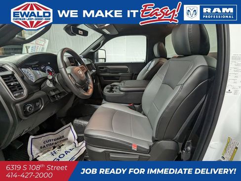 New 2023 RAM 2500 Tradesman image 9