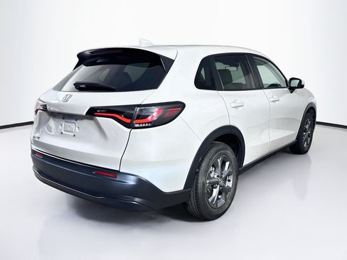 Certified 2026 Honda HR-V LX image 30