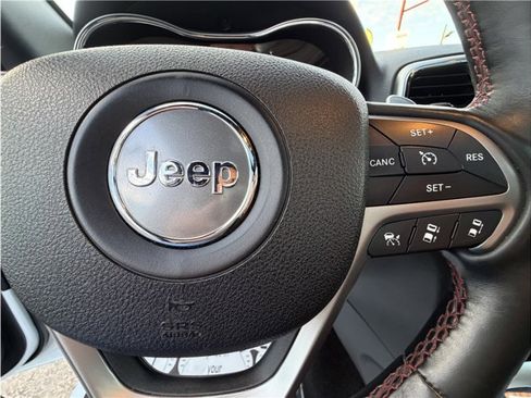 Used 2017 Jeep Grand Cherokee Trailhawk w/ Trailhawk Luxury Group image 84