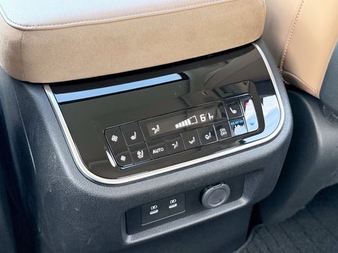 Used 2025 INFINITI QX80 Sensory AWD/4WD image 58