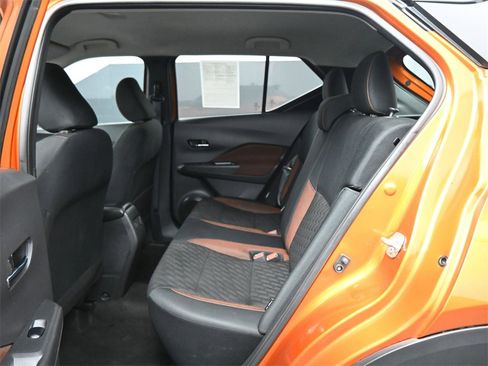 Used 2022 Nissan Kicks SR w/ Interior Electronics Package image 14