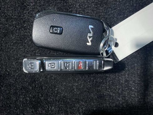 Used 2023 Kia Sorento SX AWD/4WD image 20