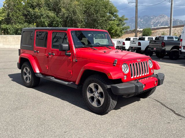 Used 2018 Jeep Wrangler Unlimited Sahara w/ Connectivity Group AWD/4WD image 10