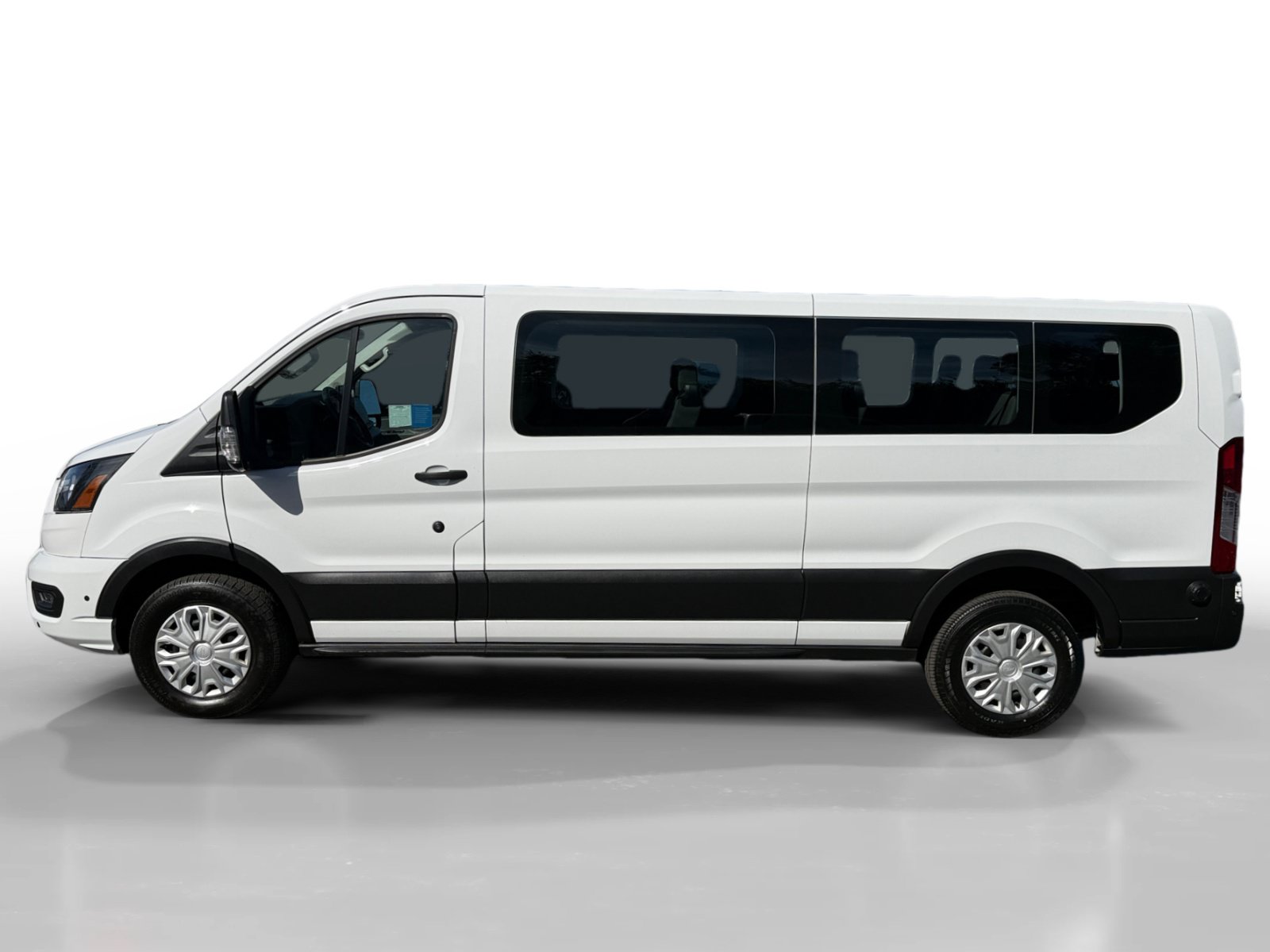 Certified 2024 Ford Transit 350 XLT RWD image 2