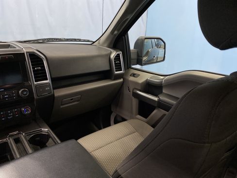 Used 2015 Ford F150 XLT w/ Equipment Group 302A Luxury image 24