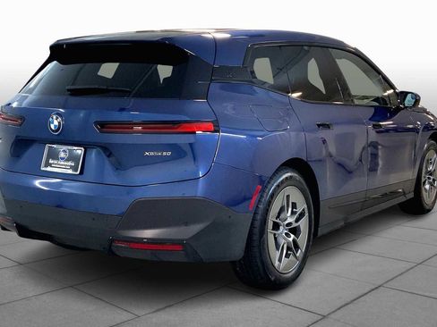 Used 2022 BMW iX xDrive50 w/ Convenience Package image 13