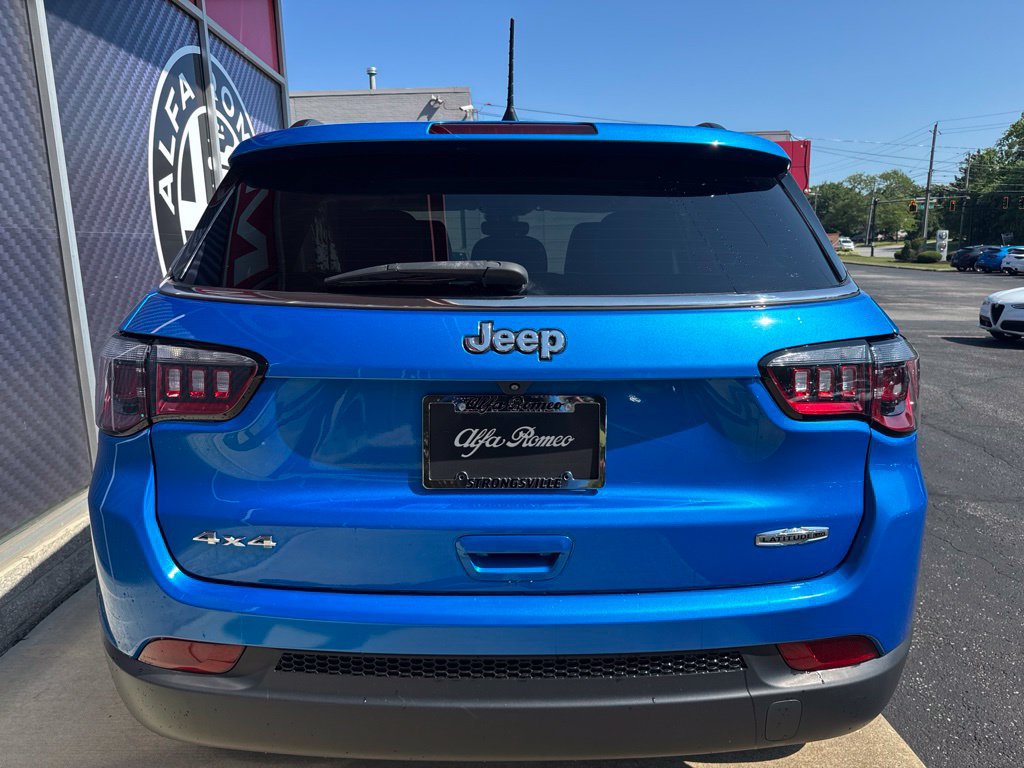 Used 2022 Jeep Compass Latitude AWD/4WD image 10
