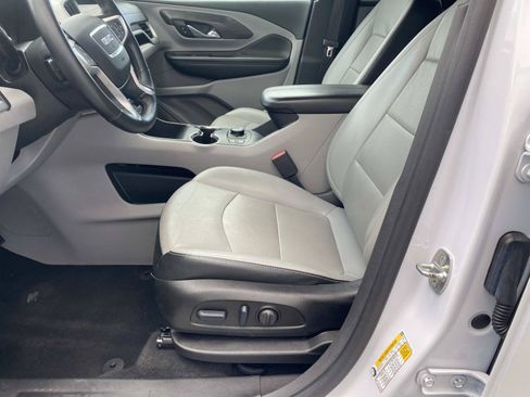 Used 2023 GMC Terrain SLT w/ LPO, Floor Liner Package AWD/4WD image 20