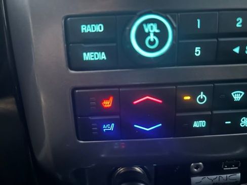 Used 2012 Ford F150 Harley-Davidson image 35