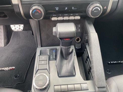 Used 2024 Toyota Tacoma TRD Sport RWD image 27