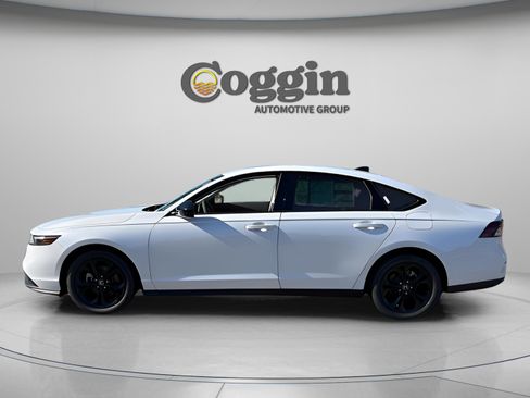 New 2025 Honda Accord SE image 3