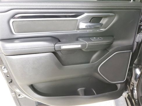 Used 2019 RAM 1500 Laramie image 9