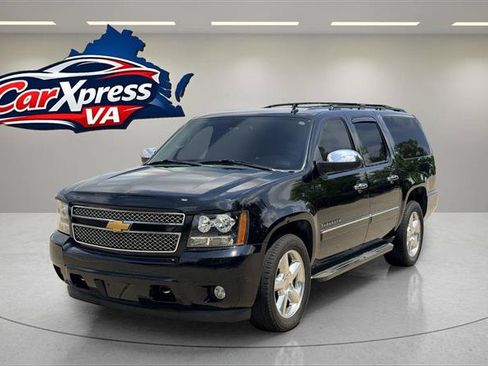 Used 2013 Chevrolet Suburban LTZ AWD/4WD image 24