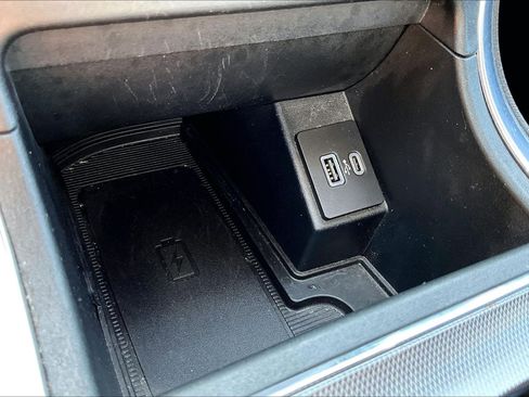 Used 2021 Ford Edge Titanium w/ Cargo Accessory Package AWD/4WD image 33