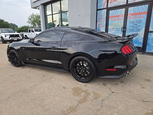 Used 2019 Ford Mustang Shelby GT350 w/ Technology Package RWD image 6